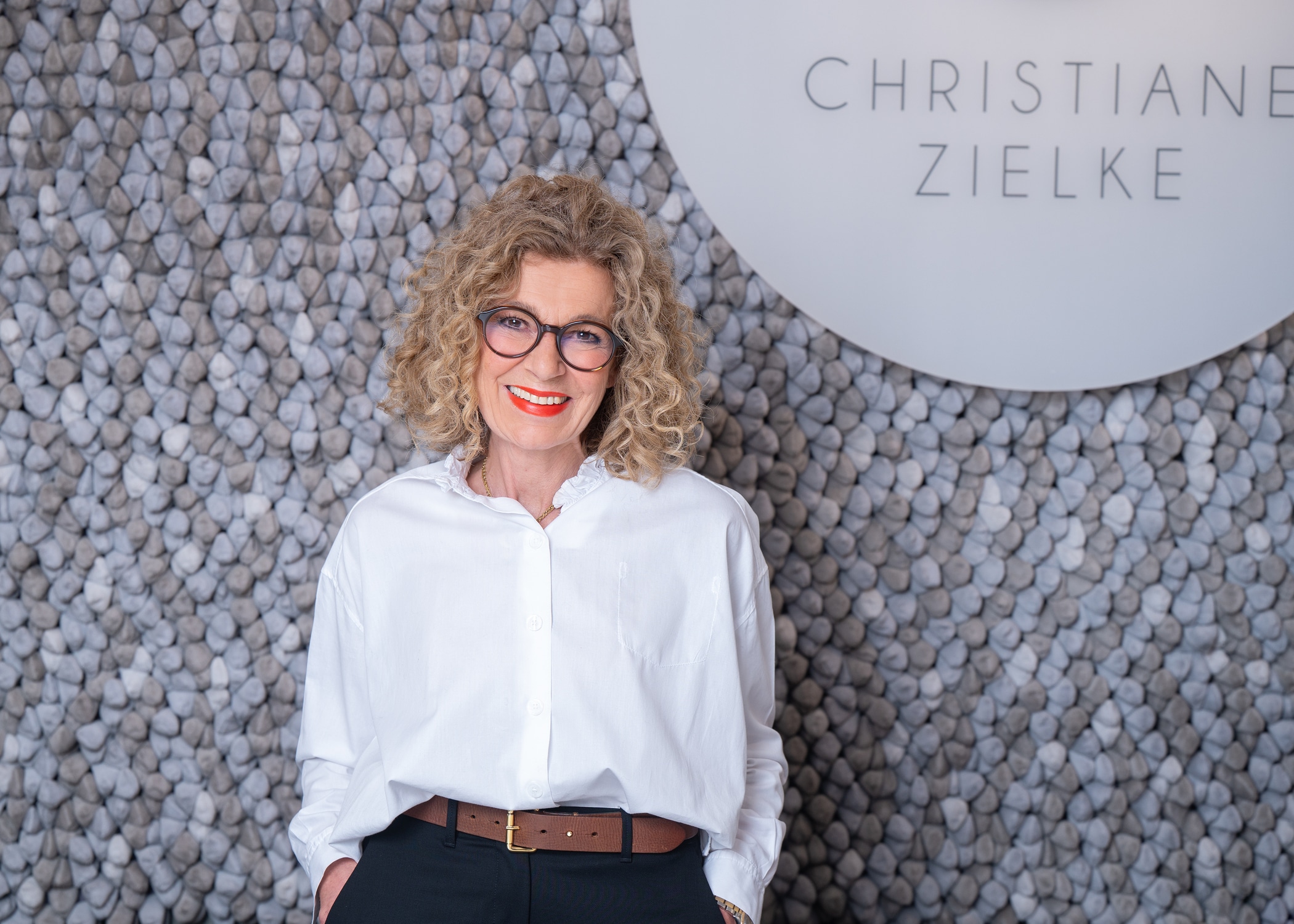 Ein Foto von Christiane Zielke im Querformat